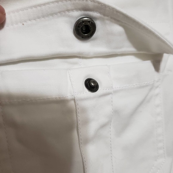 Lisa Rinna Collection Colored Cuffed Capri Pants 2 - Picture 7 of 10